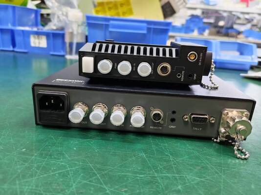 Seitengebundenes 4K 12G SDI-Faserübertragungssystem mit CCU fournisseur