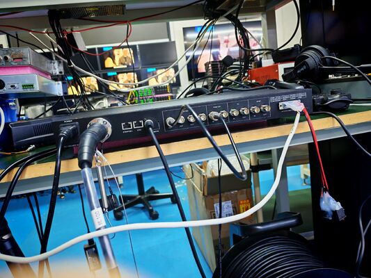 BS-E12P Veranstaltungsproduktion SMPTE Glasfasertransportsystem mit 12G SDI/PGM/Intercom/Ethernet/SYNC/POE+ fournisseur