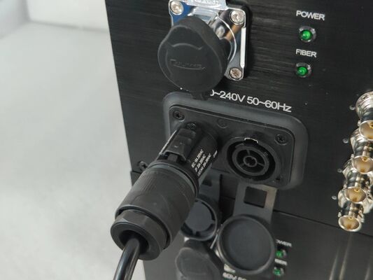 16 Kanäle 4K 12G SDI Videofaserübertragungssystem mit XLR Audio, 10GB Netzwerk, CNlinko Dual LC Fiber Connector fournisseur