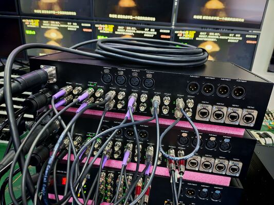 Bidirektionales Glasfaserübertragungssystem kombiniert mit 12G SDI, XLR Audio, 10GB Ethernet, SMPTE Fiber Connector fournisseur