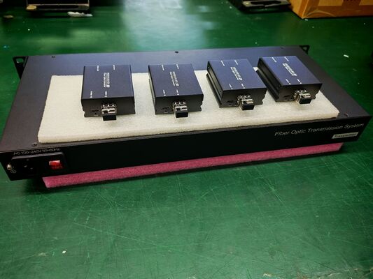 12G SDI Digital Broadcast Video über Singlemode-Glasfaser 1TX 4RX fournisseur