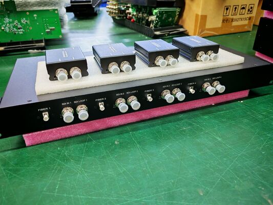12G SDI Digital Broadcast Video über Singlemode-Glasfaser 1TX 4RX fournisseur